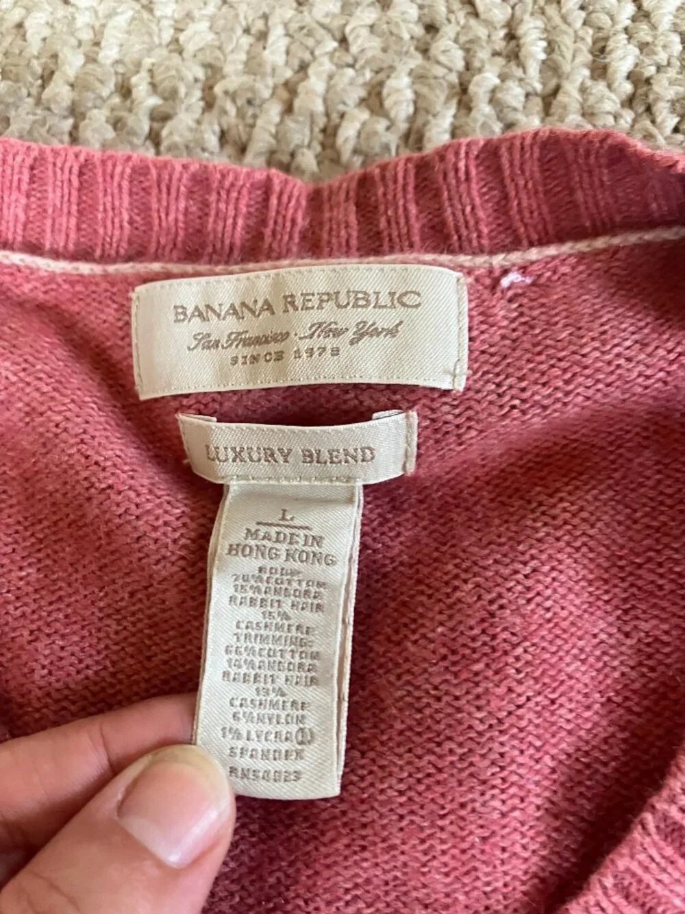 Banana Republic Angora Rabbit Cashmere Luxury Blend Pink V-Neck Sweater Large